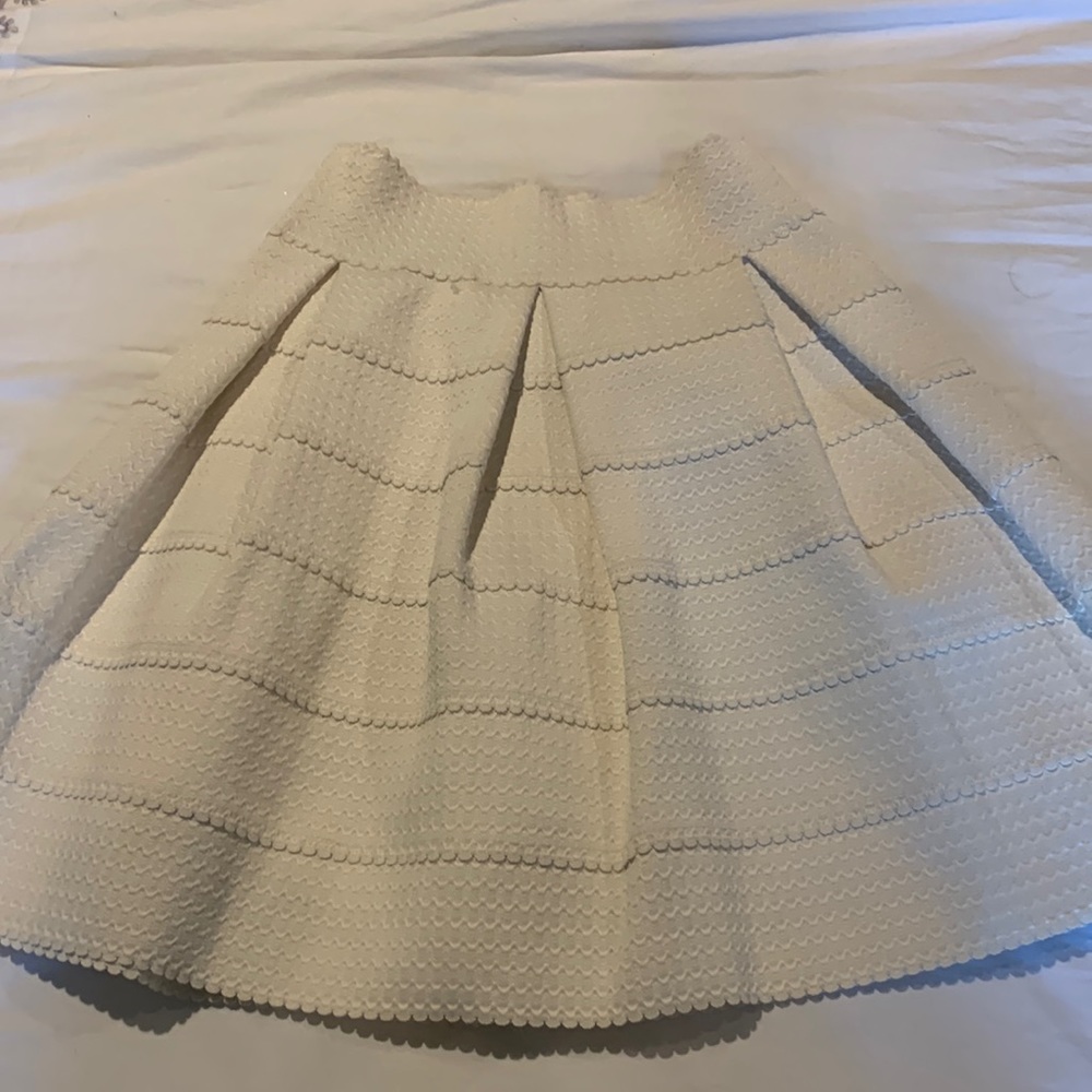 Love on a Hanger stretch waist mini skirt.